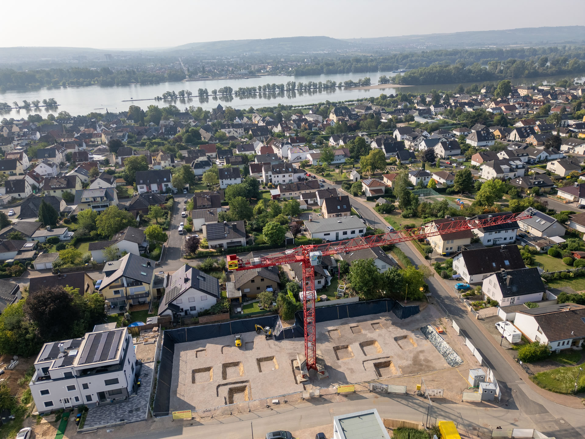 Aushebung der Baugrube und Baufeldvorbereitung