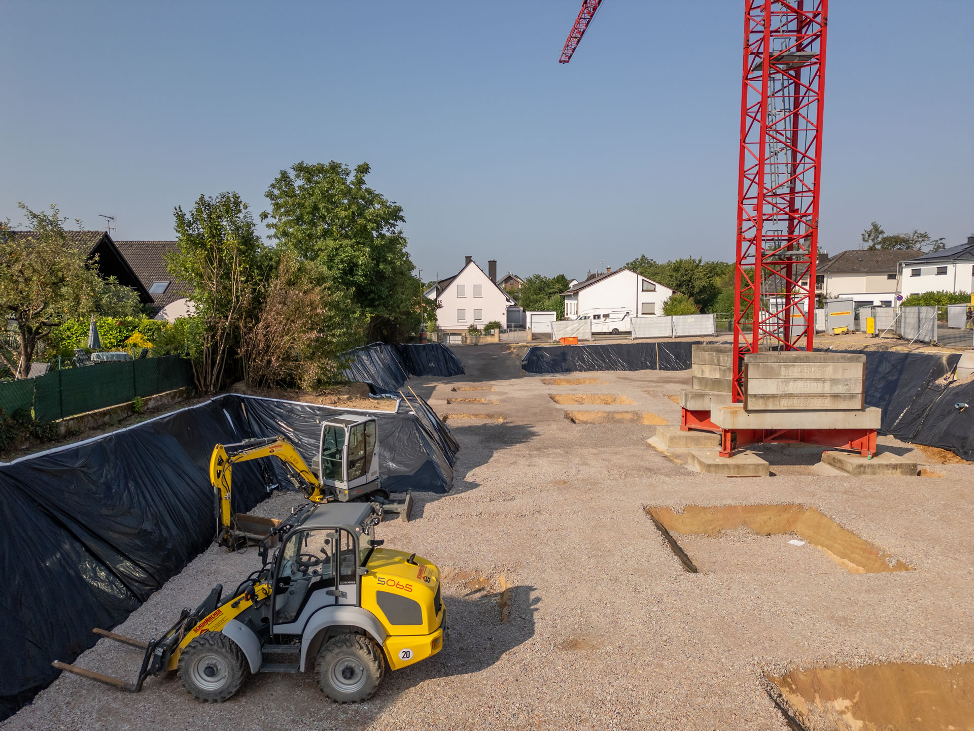 Aushebung der Baugrube und Baufeldvorbereitung